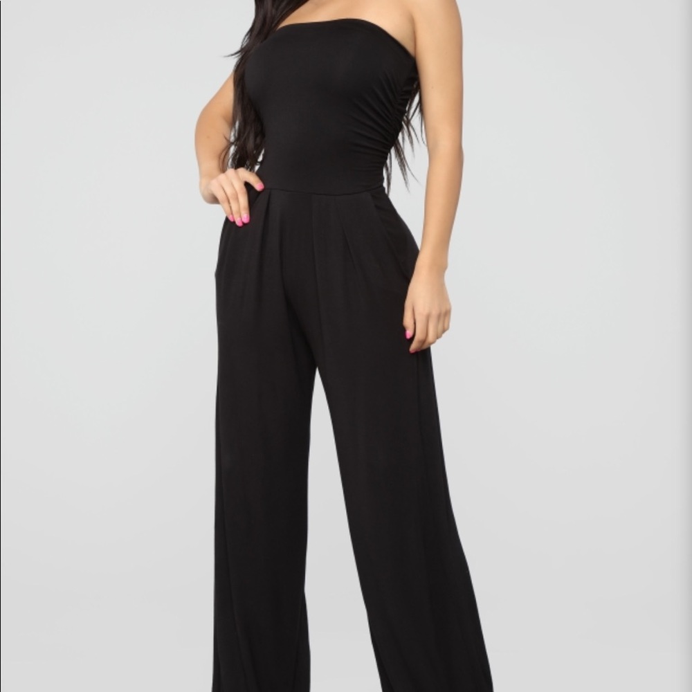 Fashion nova jumpsuit